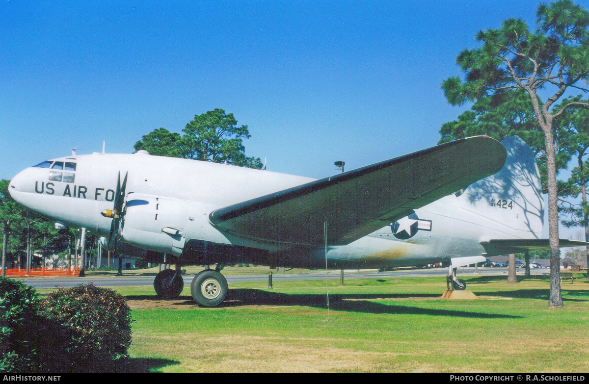 Aircraft Photo of 44-77424 / AF44.424 | Curtiss C-46D Commando | USA - Air Force | AirHistory.net #288238