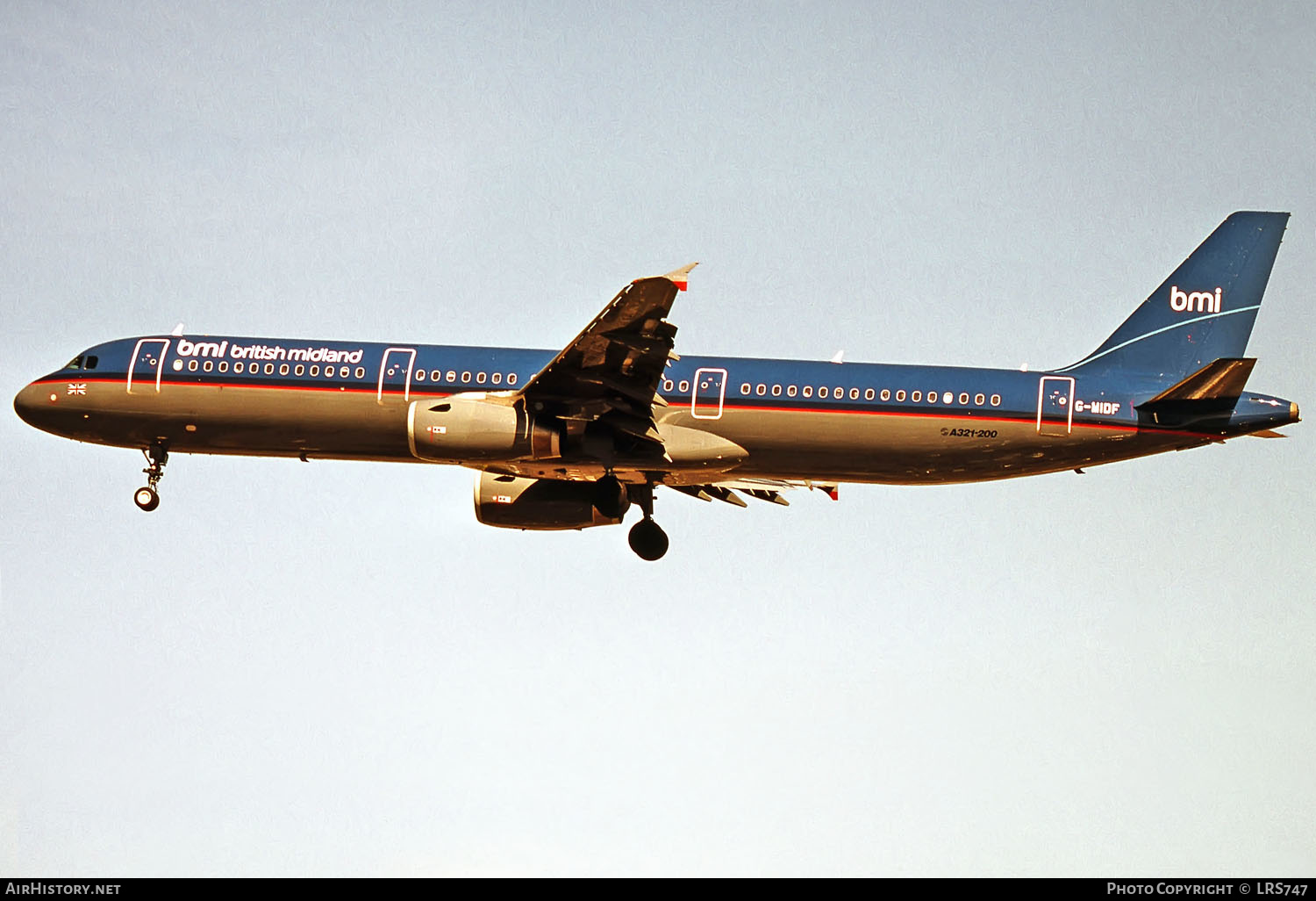 Aircraft Photo of G-MIDF | Airbus A321-231 | BMI - British Midland International | AirHistory.net #288302