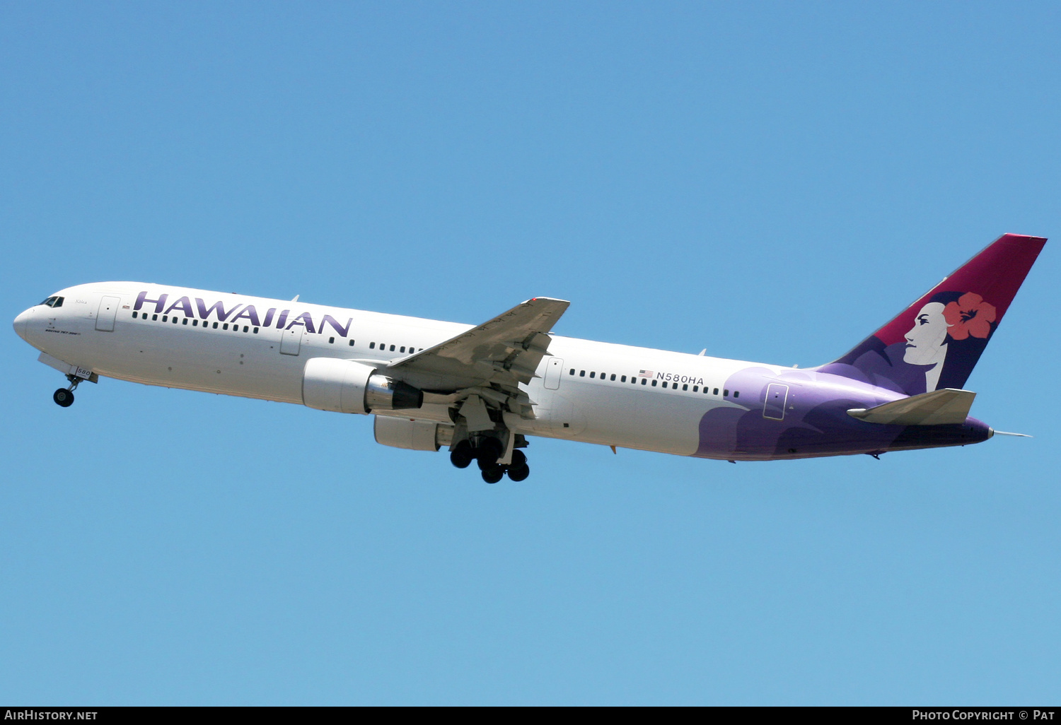 Aircraft Photo of N580HA | Boeing 767-33A/ER | Hawaiian Airlines | AirHistory.net #288390