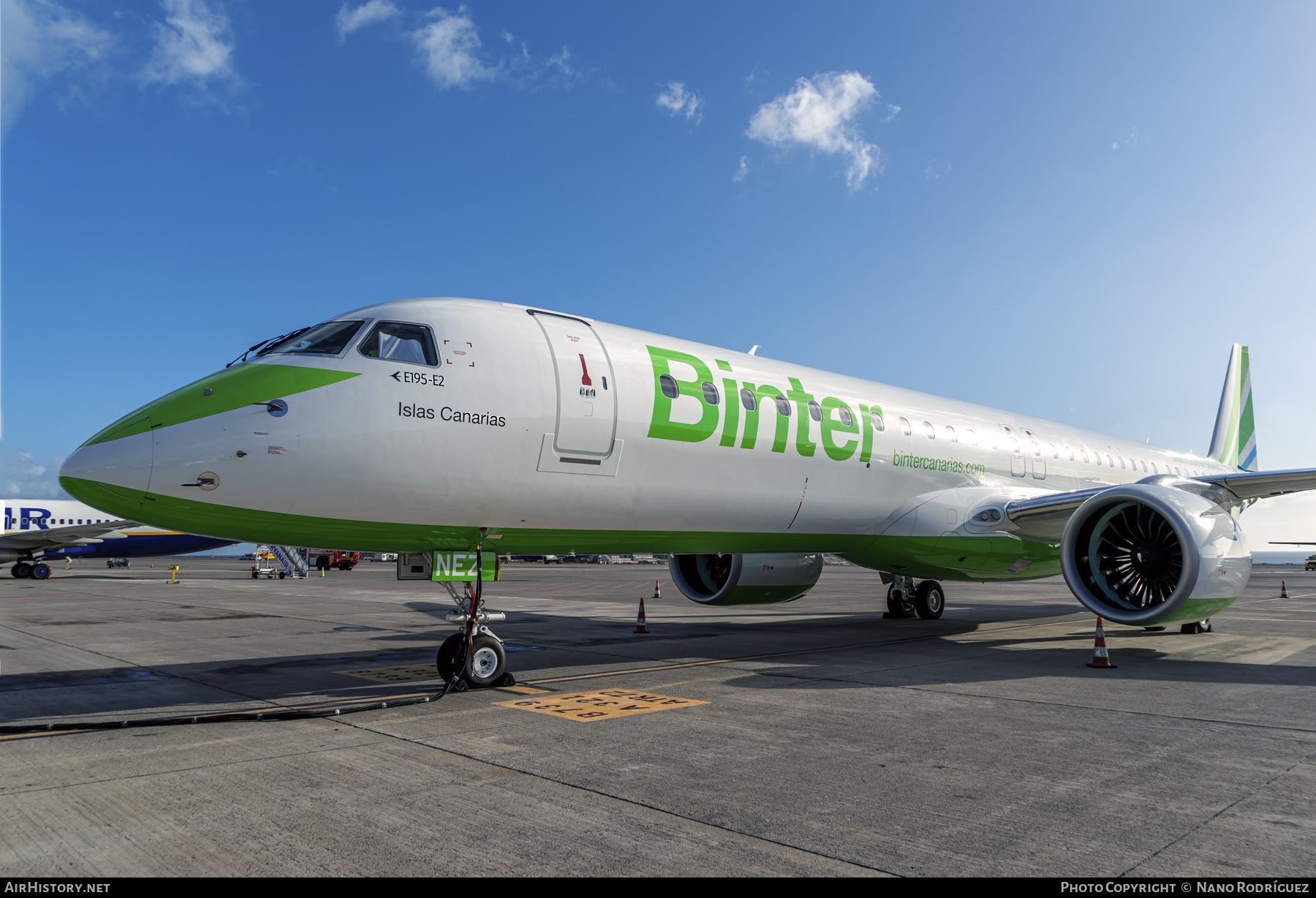 Aircraft Photo of EC-NEZ | Embraer 195-E2 (ERJ-190-400) | Binter Canarias | AirHistory.net #288437