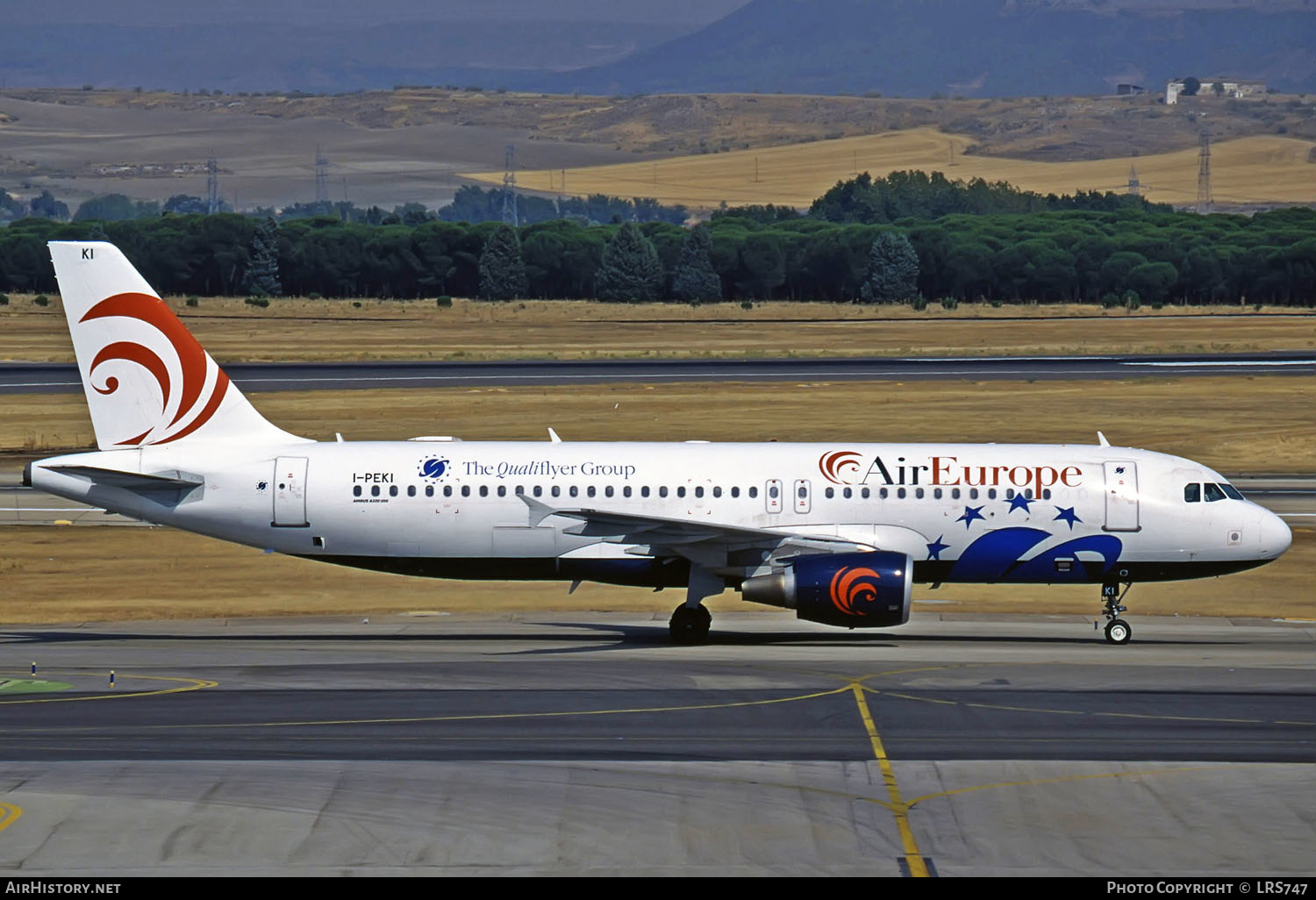 Aircraft Photo of I-PEKI | Airbus A320-214 | Air Europe | AirHistory.net #288511