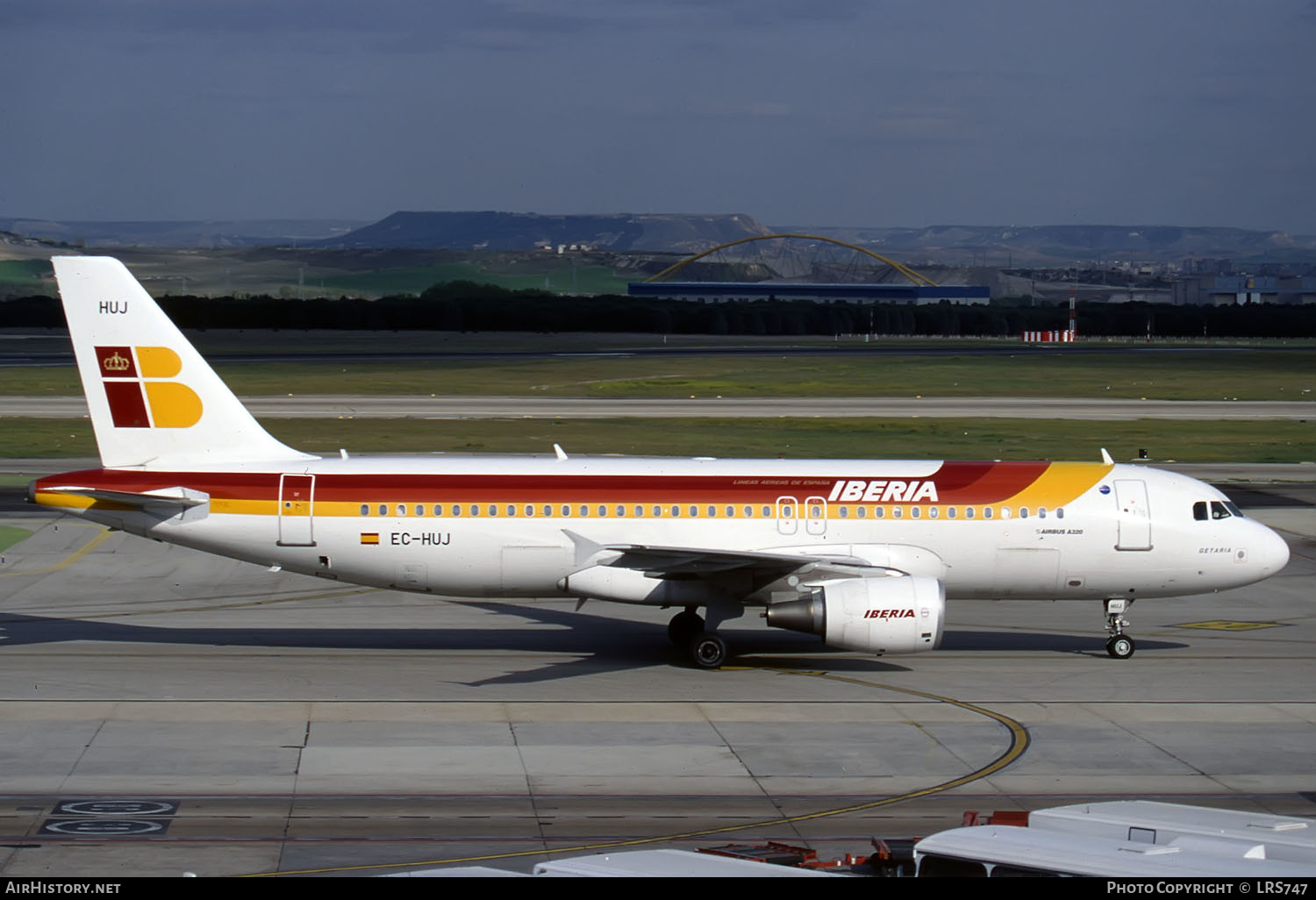 Aircraft Photo of EC-HUJ | Airbus A320-214 | Iberia | AirHistory.net #288525