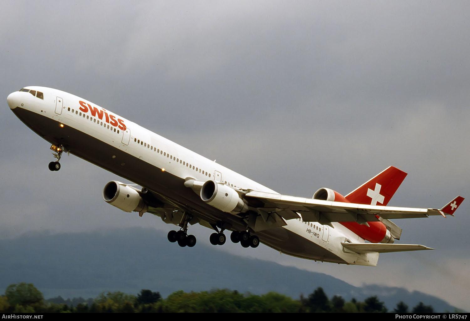 Aircraft Photo of HB-IWQ | McDonnell Douglas MD-11 | Swiss International Air Lines | AirHistory.net #288536