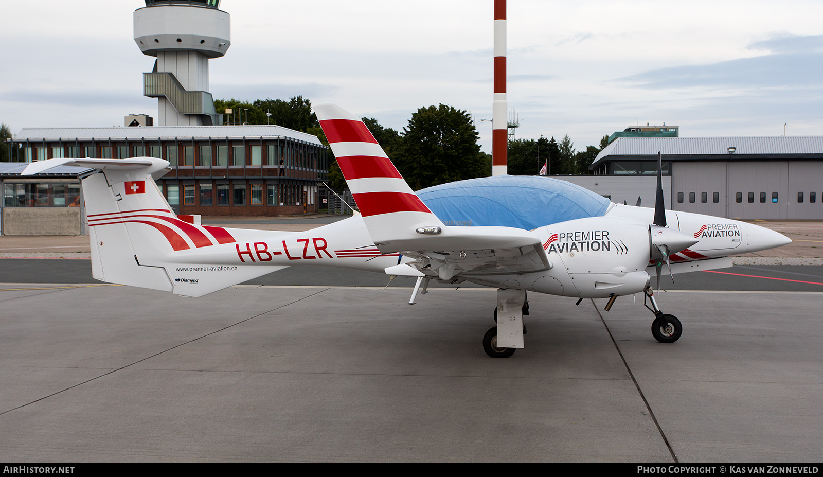 Aircraft Photo of HB-LZR | Diamond DA42 Twin Star | Premier Aviation | AirHistory.net #288603