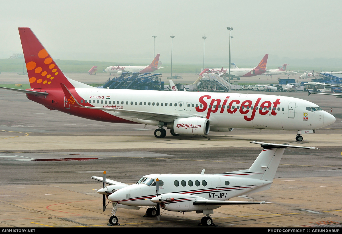 Aircraft Photo of VT-SGG | Boeing 737-8GJ | SpiceJet | AirHistory.net #288745
