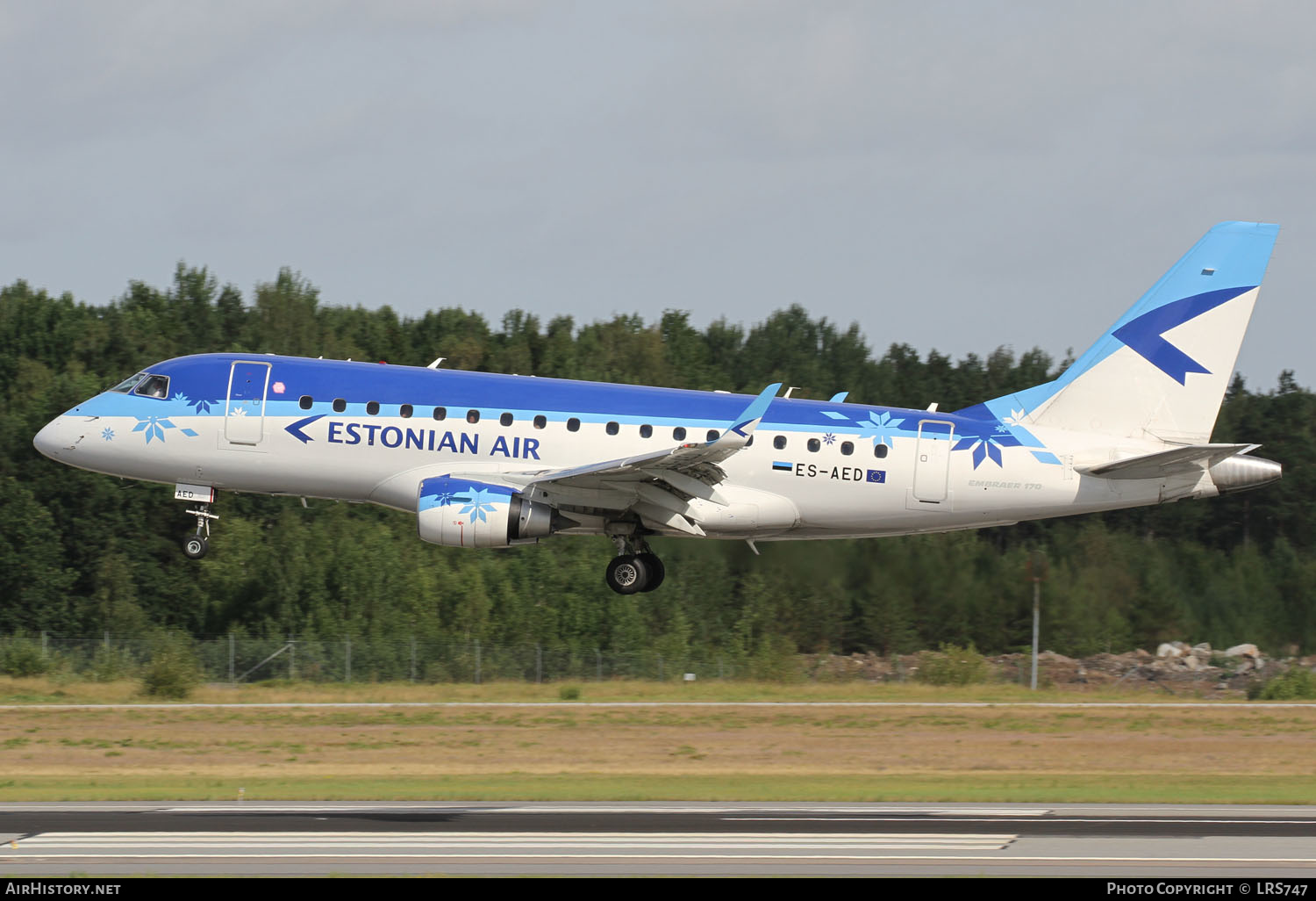 Aircraft Photo of ES-AED | Embraer 170LR (ERJ-170-100LR) | Estonian Air | AirHistory.net #288749