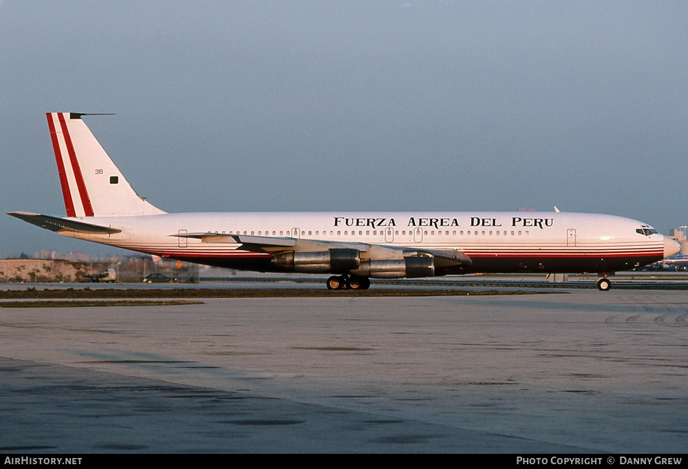 Aircraft Photo of 319 / OB-1371 | Boeing 707-323C | Peru - Air Force | AirHistory.net #288786