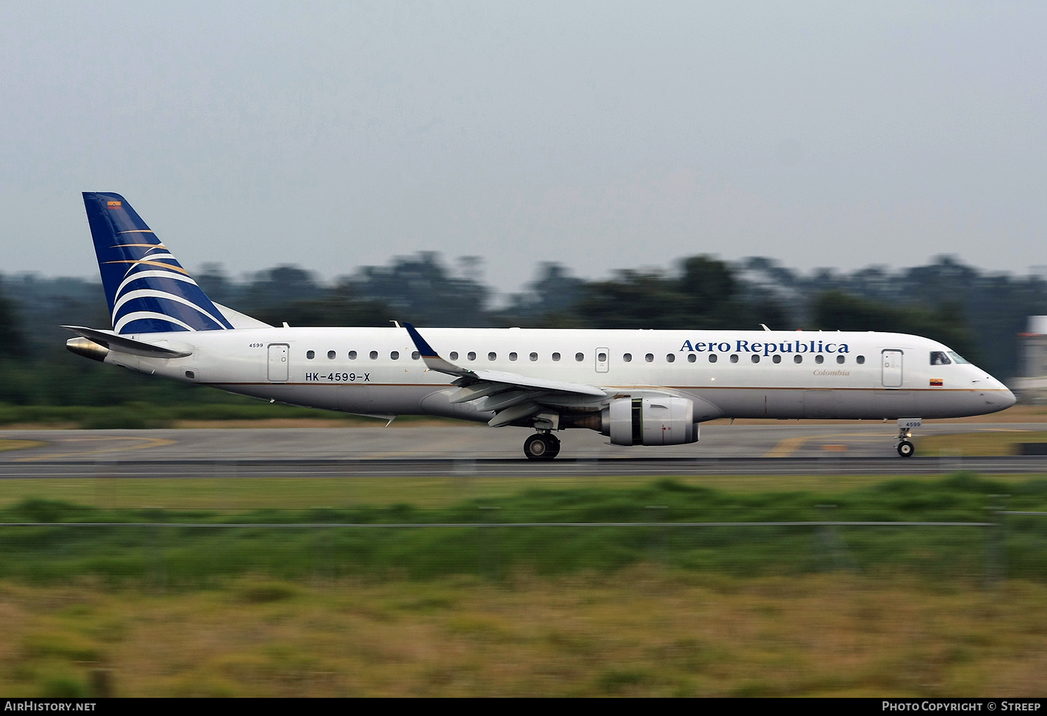 Aircraft Photo of HK-4599-X | Embraer 190LR (ERJ-190-100LR) | Aero República | AirHistory.net #288792