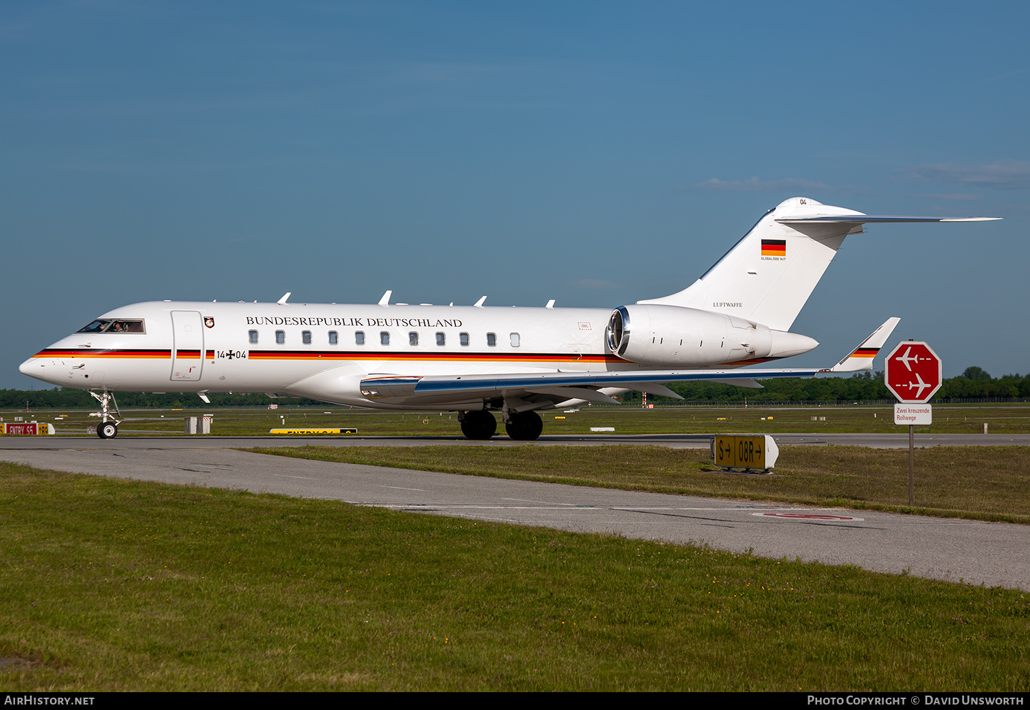 Aircraft Photo of 1404 | Bombardier Global 5000 (BD-700-1A11) | Germany - Air Force | AirHistory.net #288895