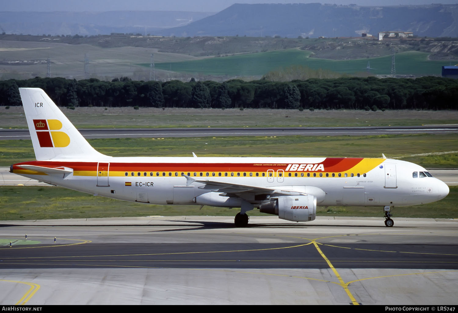 Aircraft Photo of EC-ICR | Airbus A320-211 | Iberia | AirHistory.net #289048