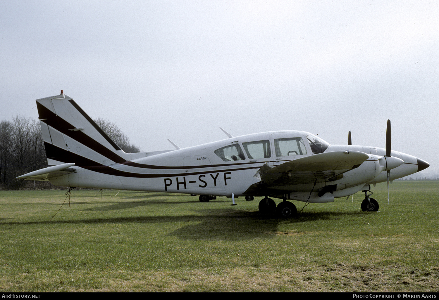 Aircraft Photo of PH-SYF | Piper PA-23-250 Aztec F | AirHistory.net #289072