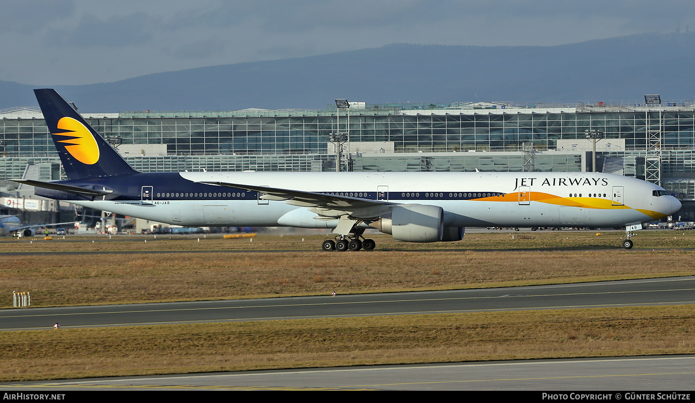 Aircraft Photo of A6-JAB | Boeing 777-35R/ER | Jet Airways | AirHistory.net #289161