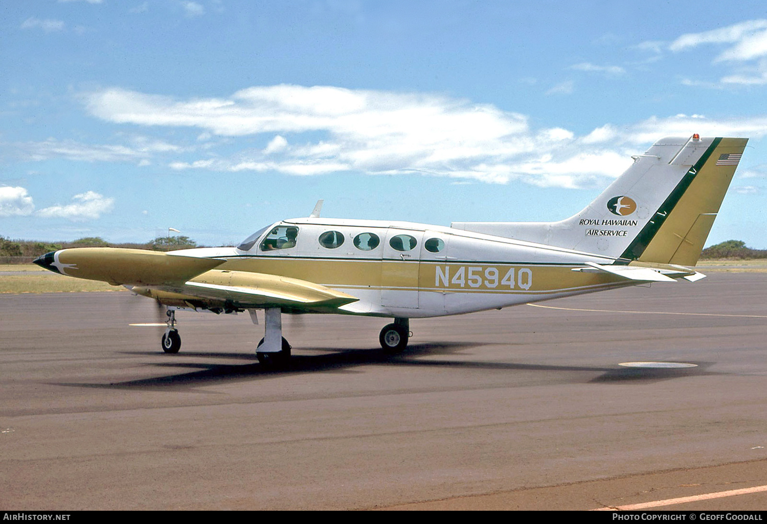 Aircraft Photo of N4594Q | Cessna 402A | Royal Hawaiian Air Service | AirHistory.net #289182