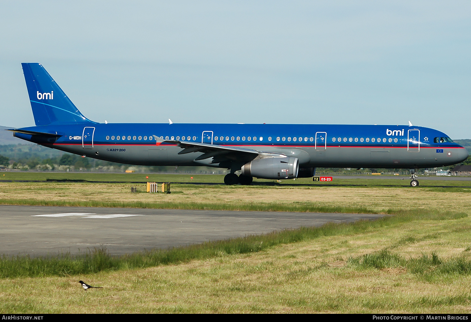Aircraft Photo of G-MIDH | Airbus A321-231 | BMI - British Midland International | AirHistory.net #289212