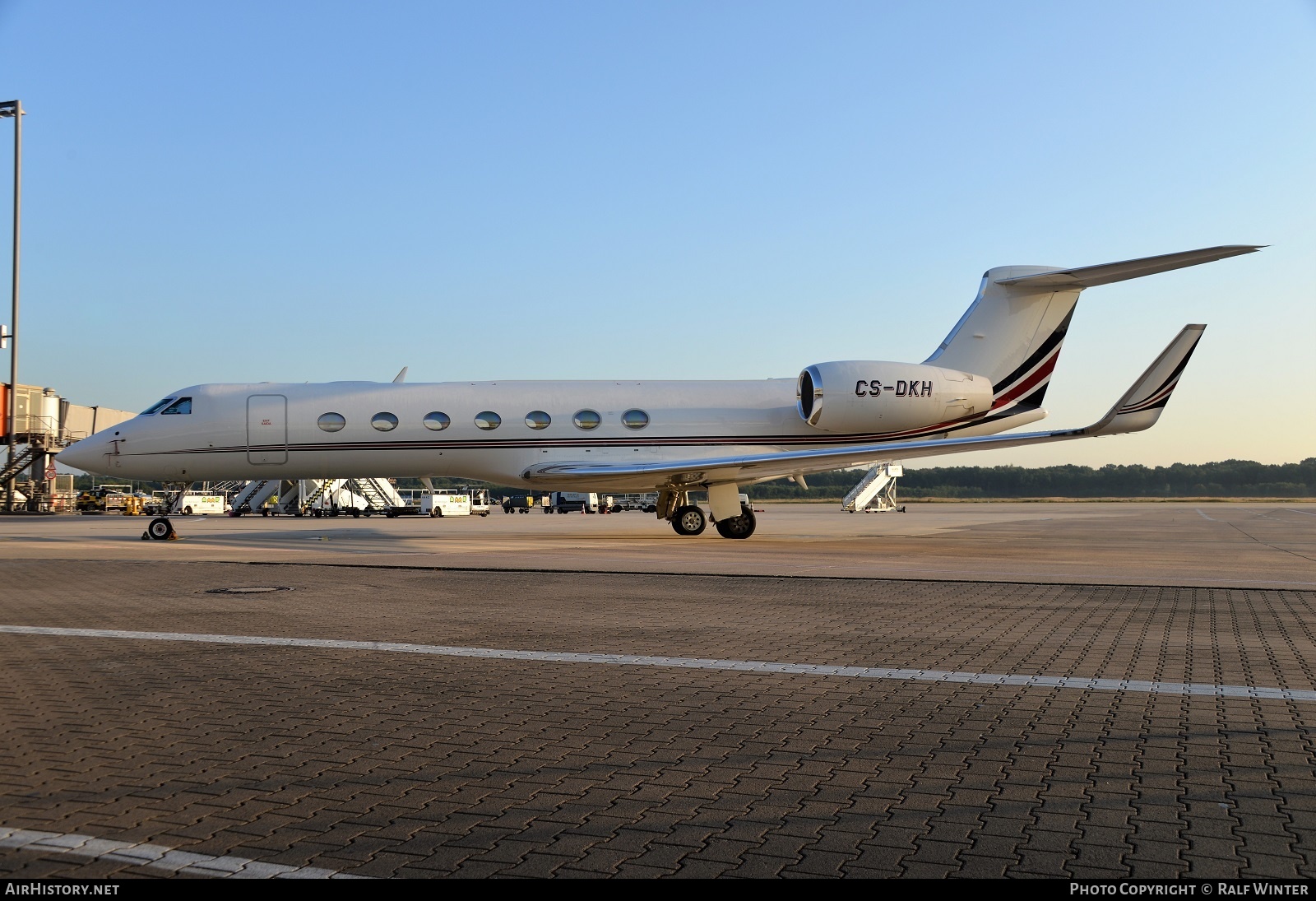 Aircraft Photo of CS-DKH | Gulfstream Aerospace G-V-SP Gulfstream G550 | AirHistory.net #289232