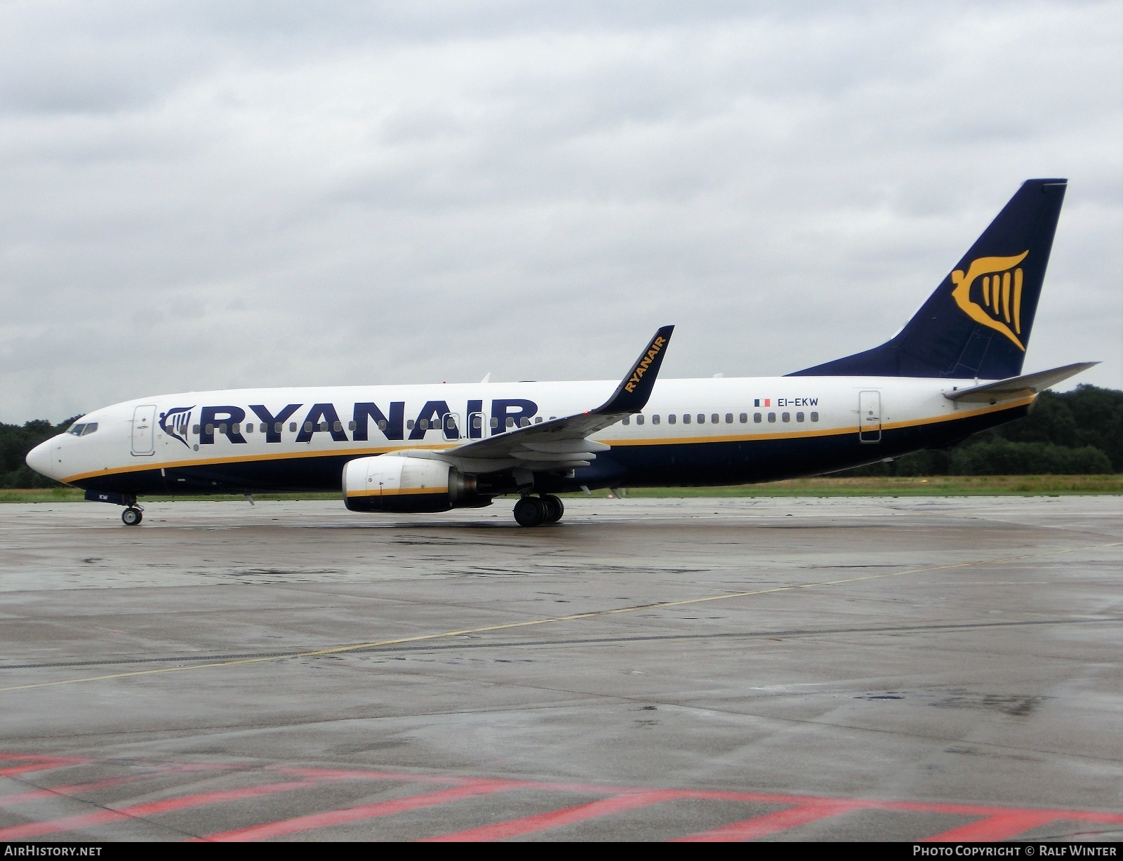Aircraft Photo of EI-EKW | Boeing 737-8AS | Ryanair | AirHistory.net #289241