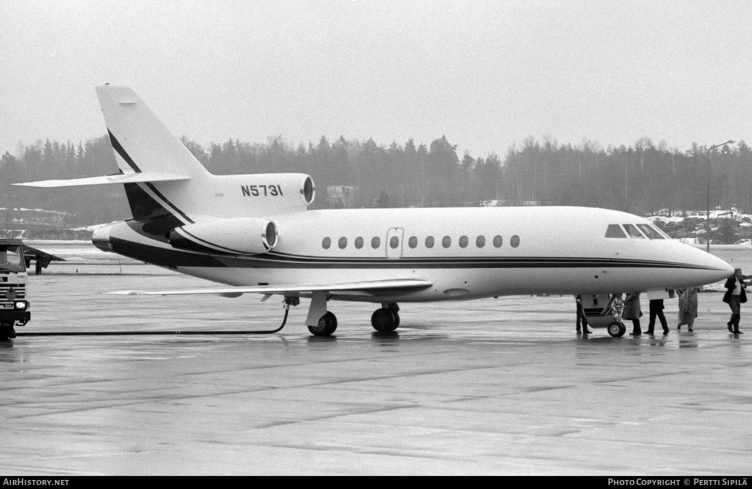 Aircraft Photo of N5731 | Dassault Falcon 900 | AirHistory.net #289322