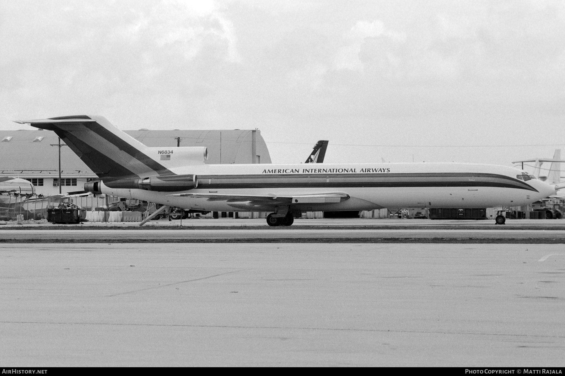 Aircraft Photo of N6834 | Boeing 727-223(F) | American International Airways | AirHistory.net #289344