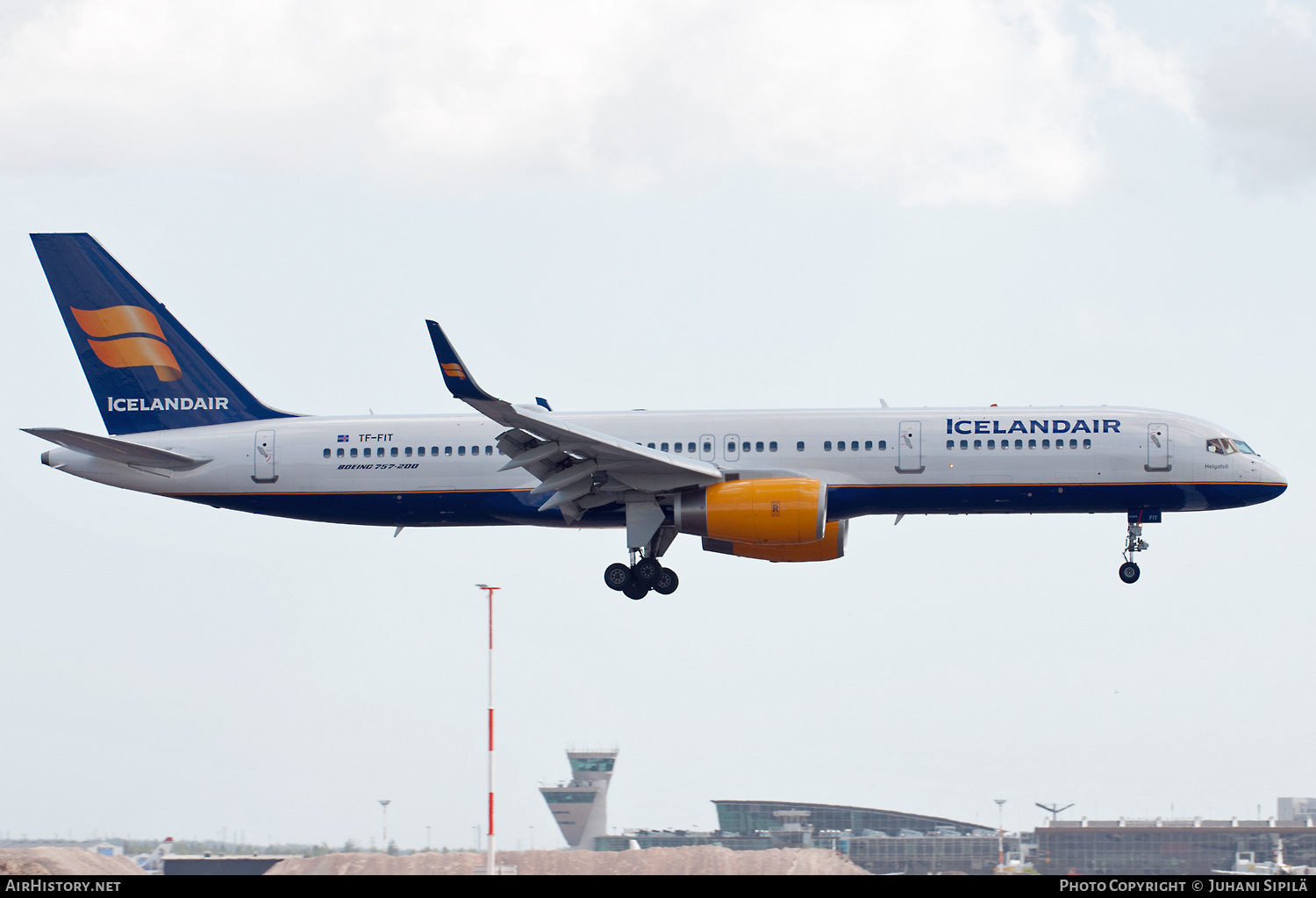 Aircraft Photo of TF-FIT | Boeing 757-256 | Icelandair | AirHistory.net #289472
