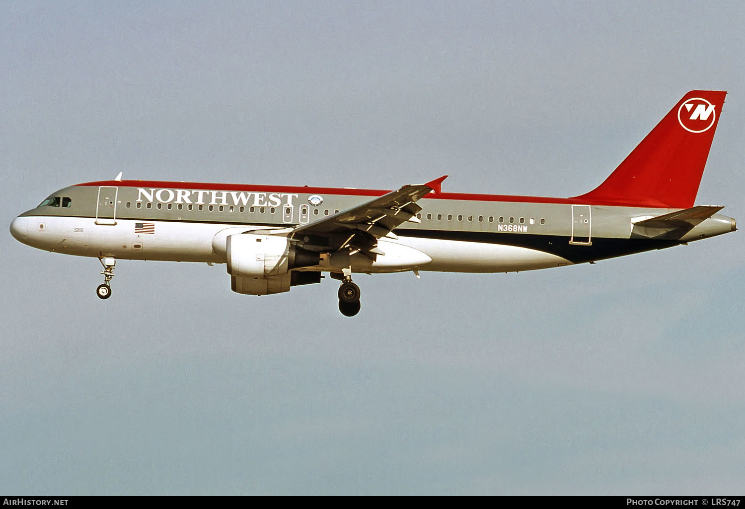 Aircraft Photo of N368NW | Airbus A320-212 | Northwest Airlines | AirHistory.net #289537