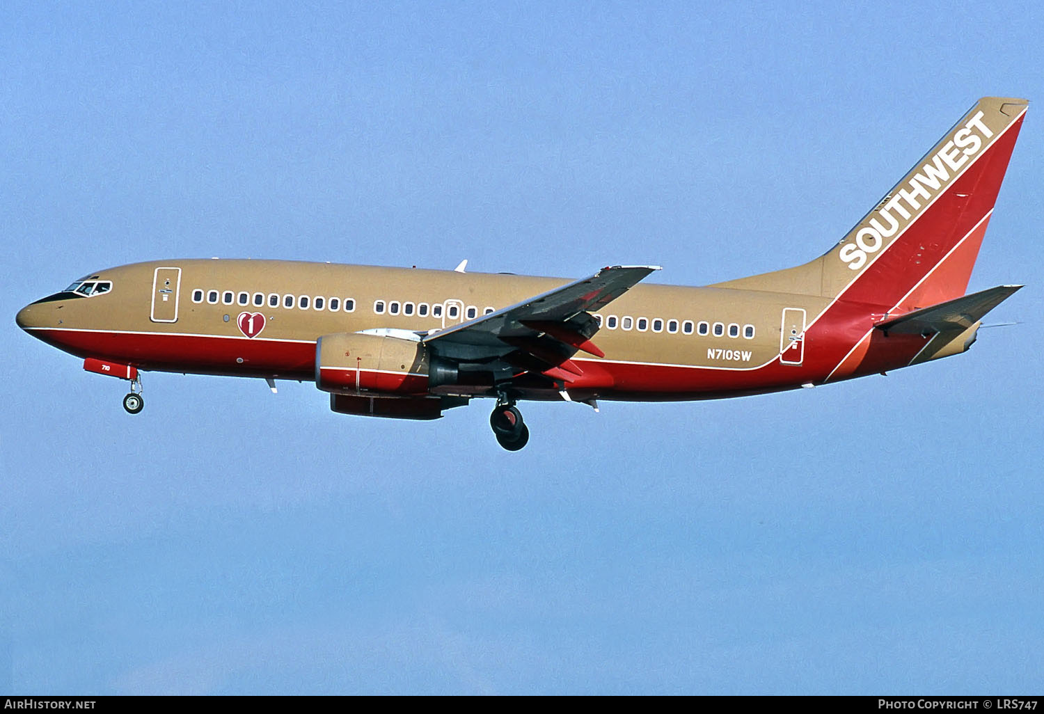Aircraft Photo of N710SW | Boeing 737-7H4 | Southwest Airlines | AirHistory.net #289561
