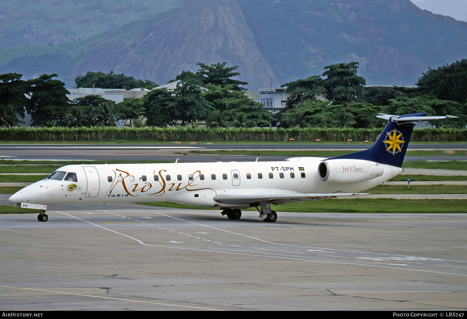 Aircraft Photo of PT-SPH | Embraer ERJ-145ER (EMB-145ER) | Rio-Sul | AirHistory.net #289563