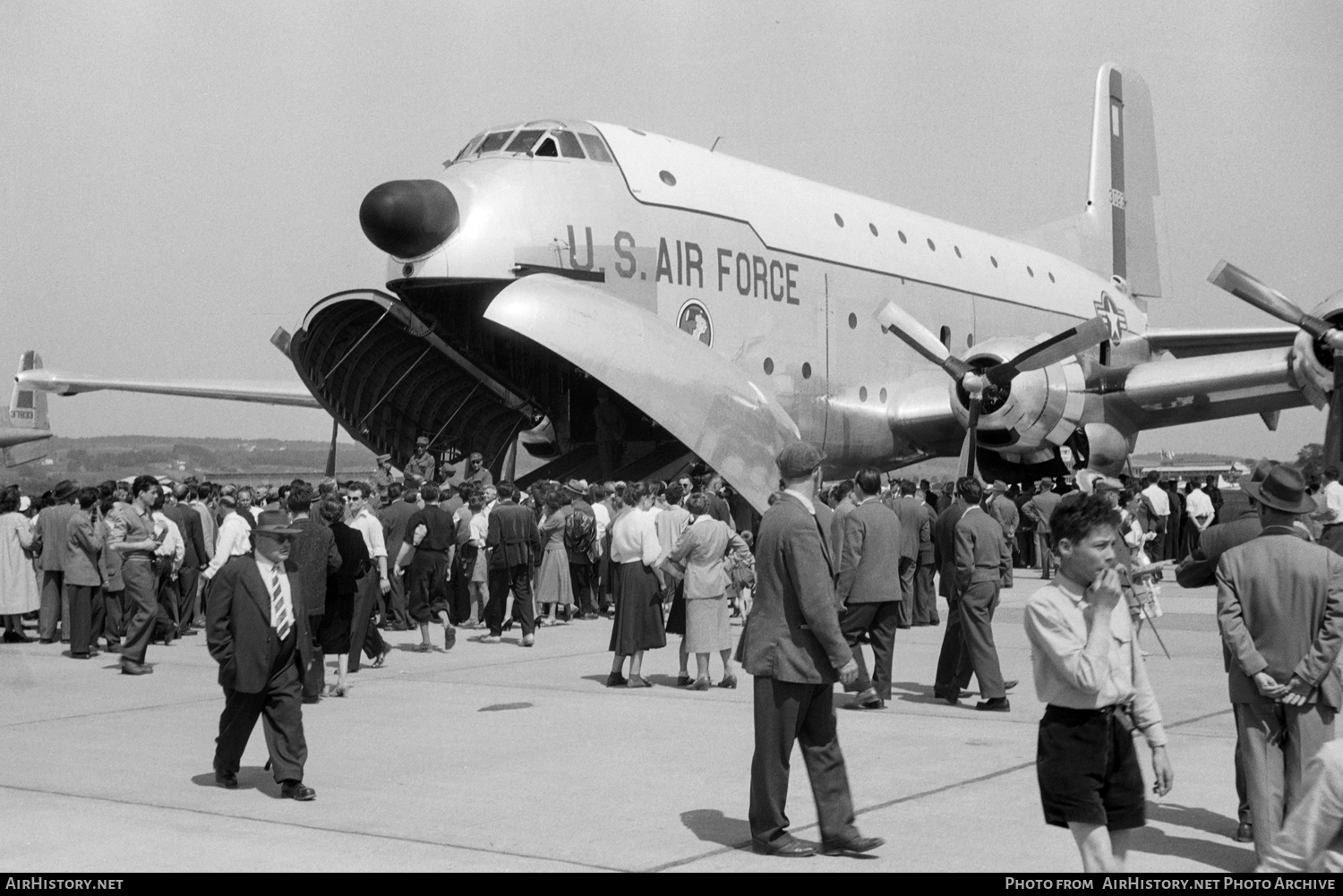 Aircraft Photo of 53-023 / 3023 | Douglas C-124C Globemaster II | USA - Air Force | AirHistory.net #289579