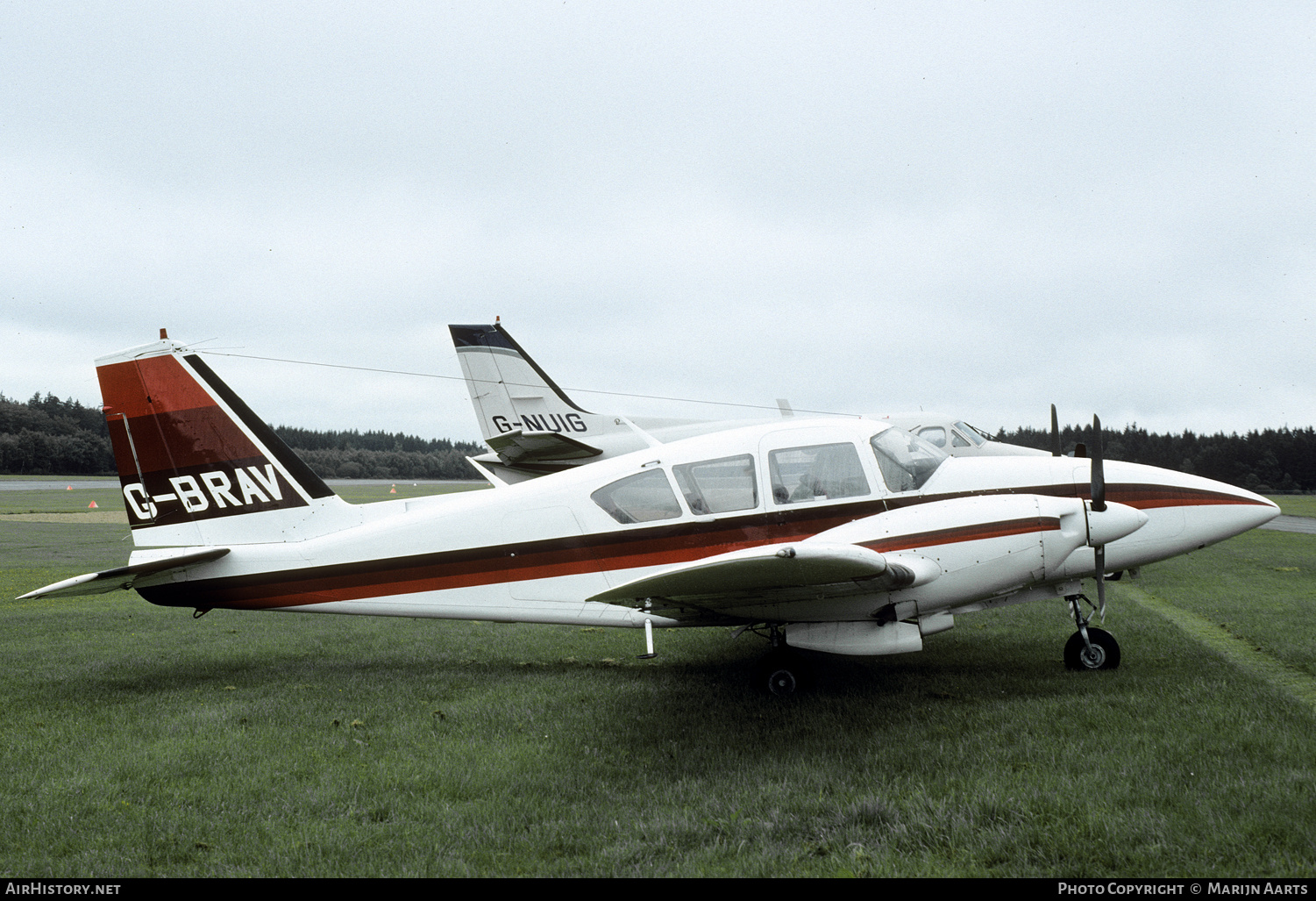 Aircraft Photo of G-BRAV | Piper PA-23-250 Aztec E | AirHistory.net #289634