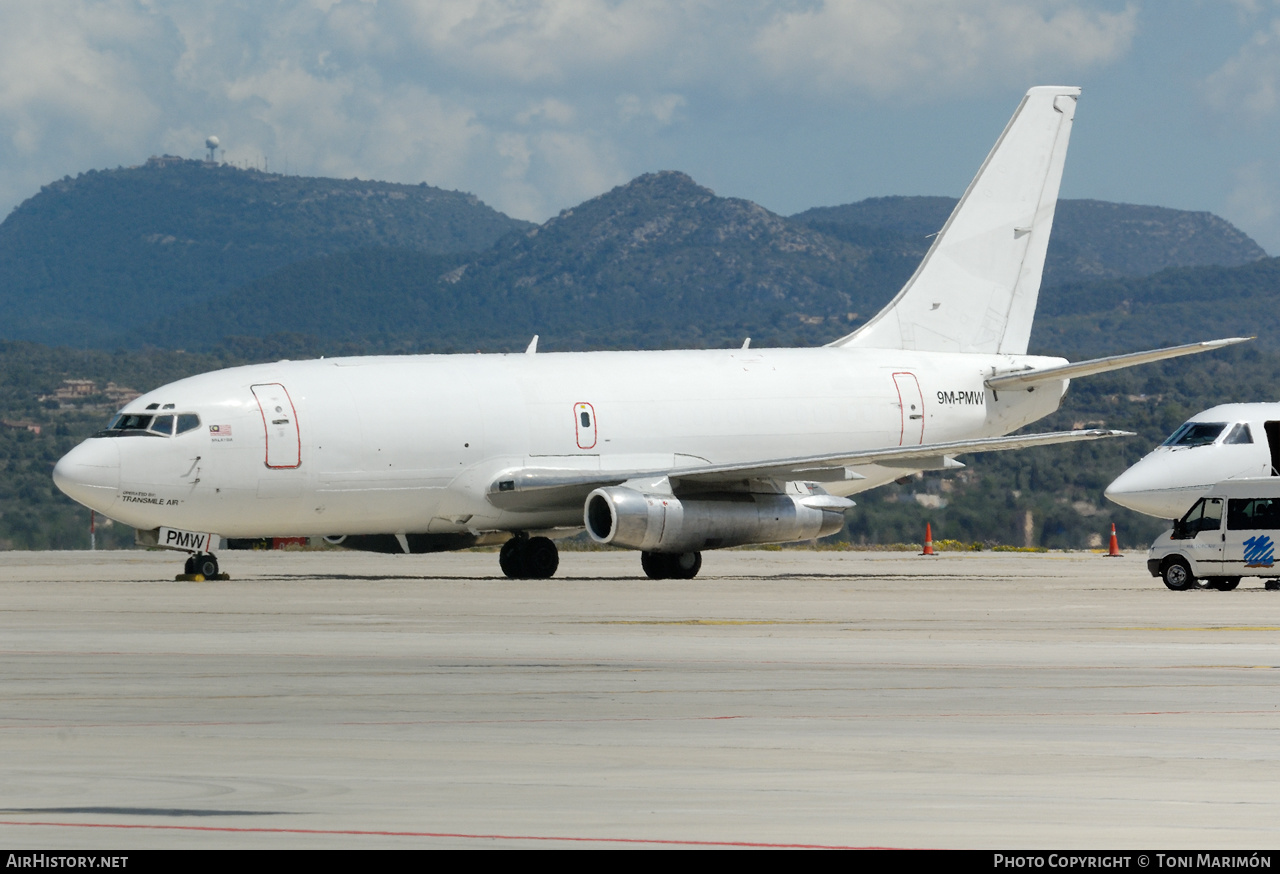 Aircraft Photo of 9M-PMW | Boeing 737-209/Adv(F) | Transmile Air Services | AirHistory.net #289649