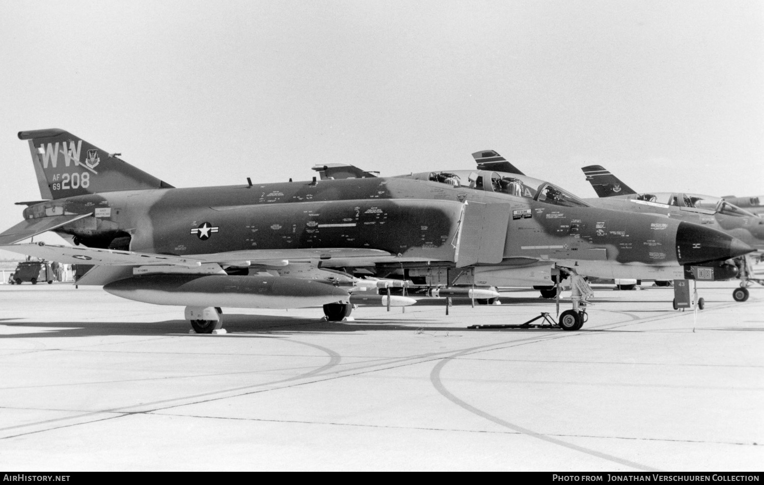 Aircraft Photo of 69-7208 / AF69-208 | McDonnell Douglas F