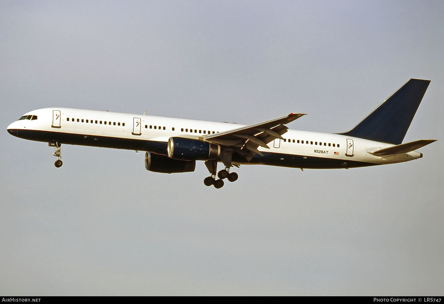 Aircraft Photo of N528AT | Boeing 757-23N | American Trans Air - ATA | AirHistory.net #289776