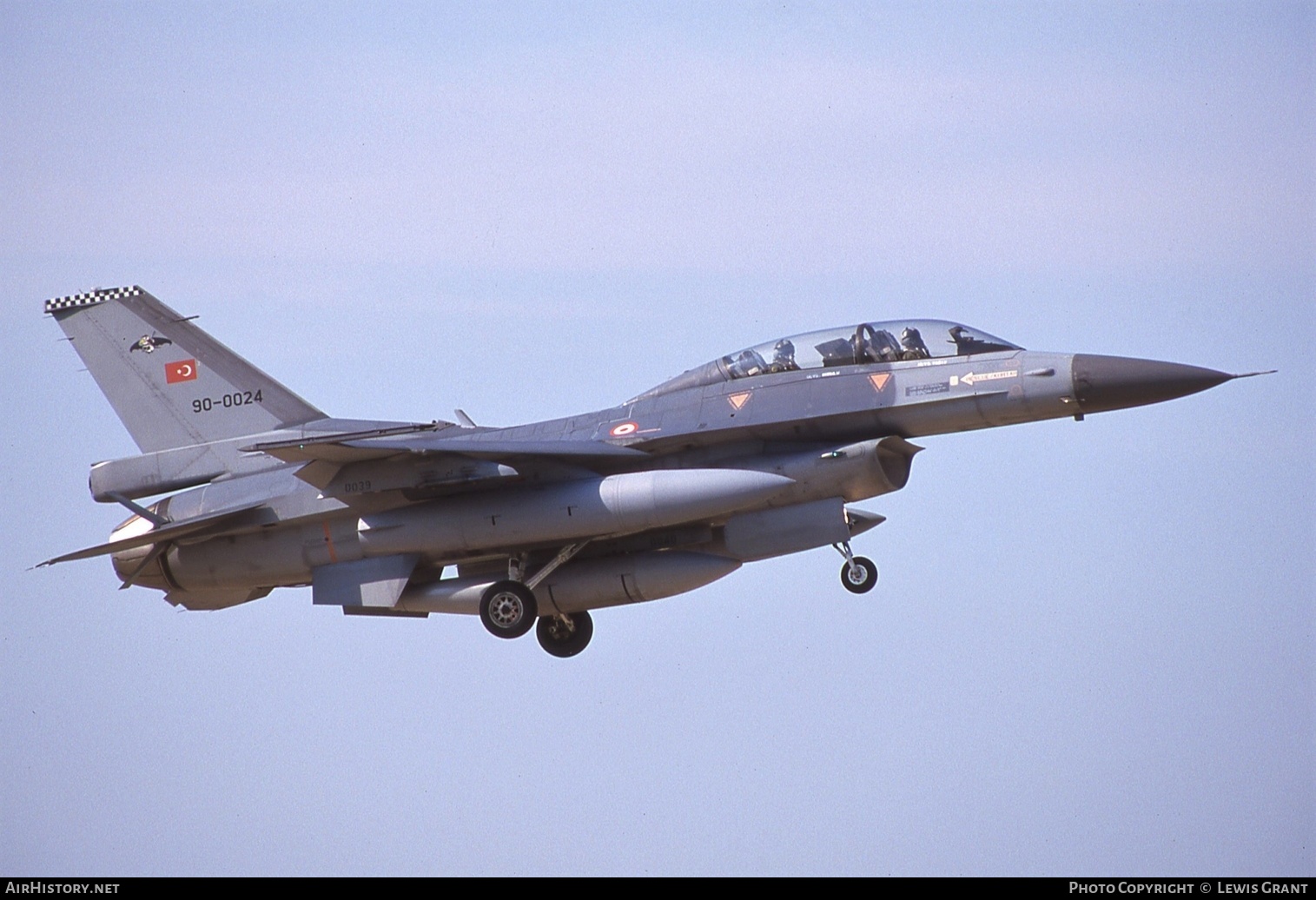 Aircraft Photo of 90-0024 | General Dynamics F-16DG Fighting Falcon | Turkey - Air Force | AirHistory.net #289838