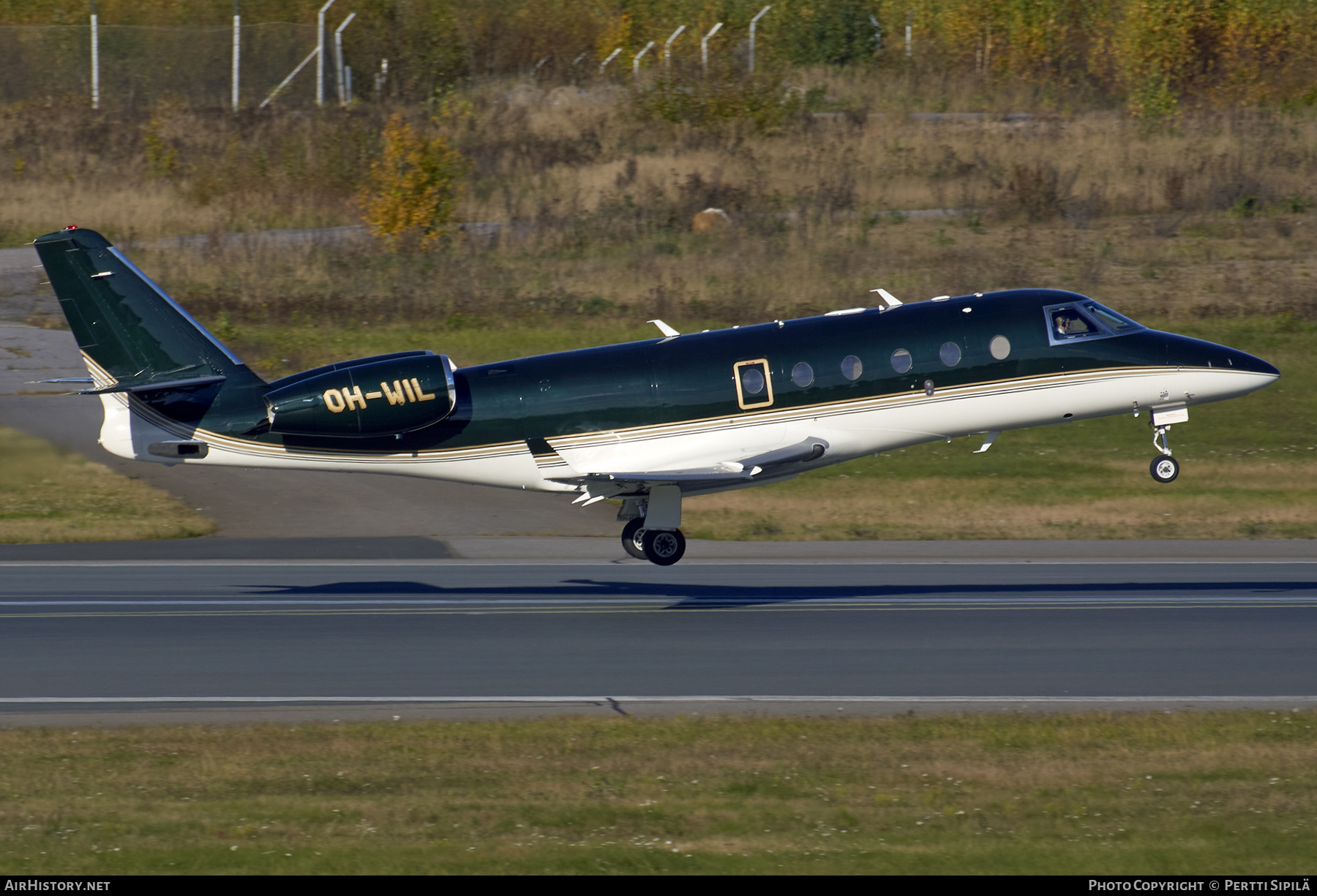 Aircraft Photo of OH-WIL | Gulfstream Aerospace G150 | AirHistory.net #289873