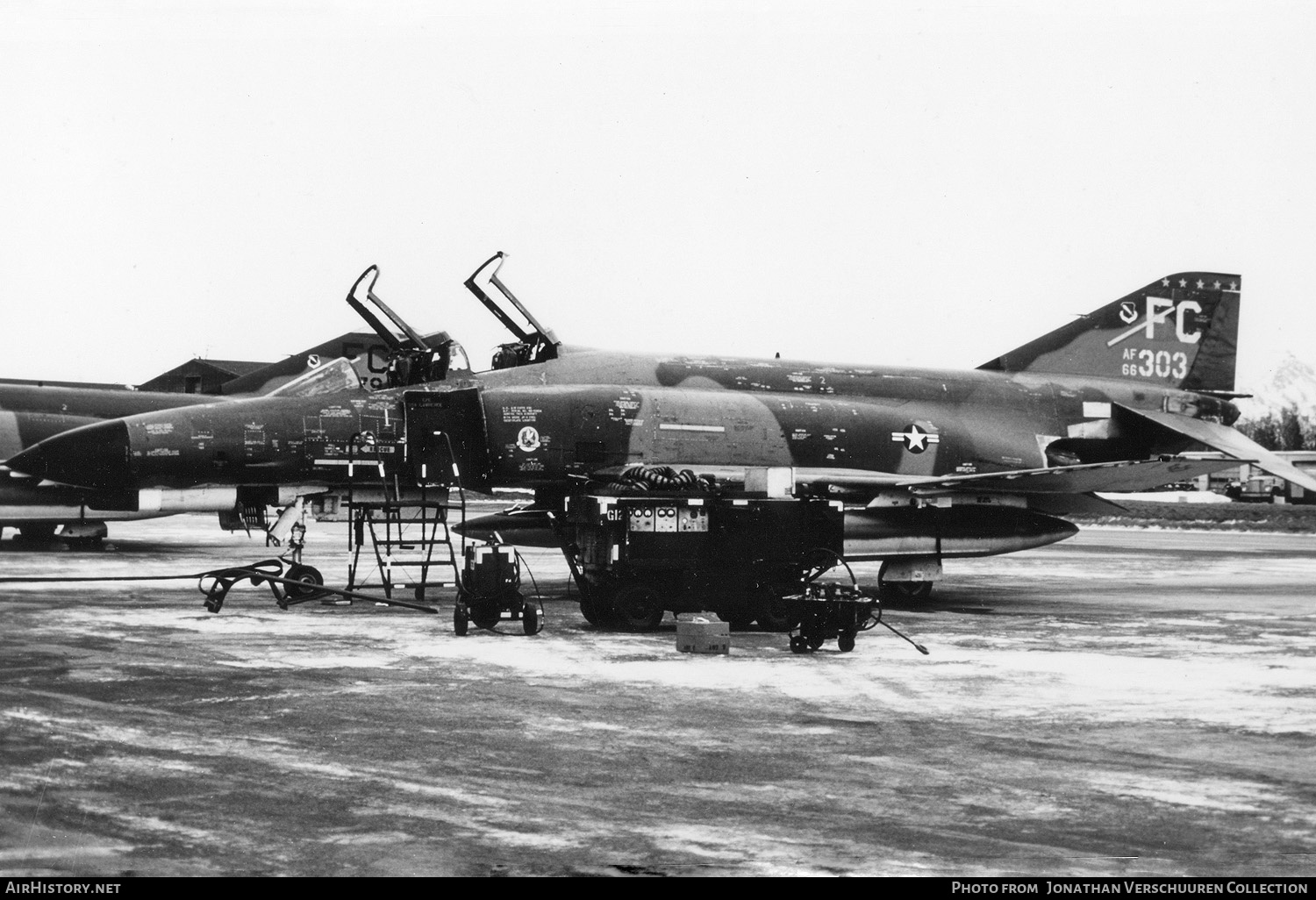 Aircraft Photo of 66-0303 / AF66-303 | McDonnell Douglas F-4E Phantom II | USA - Air Force | AirHistory.net #289884