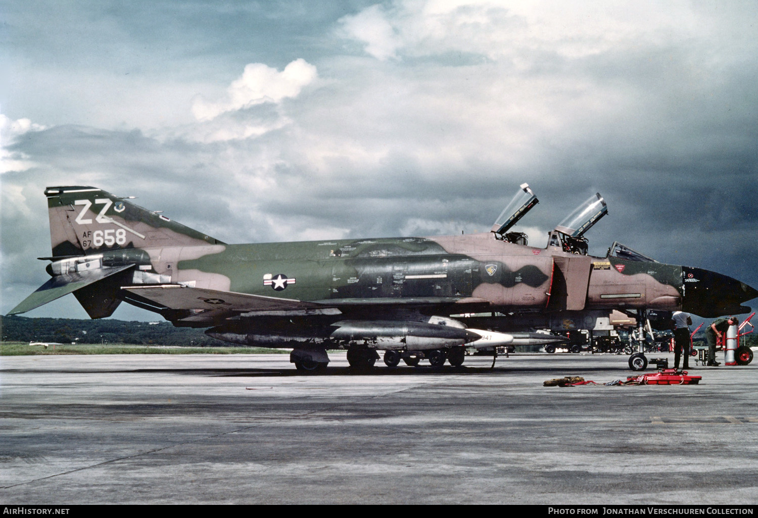 Aircraft Photo of 66-7658 / AF67-658 | McDonnell Douglas F-4D Phantom II | USA - Air Force | AirHistory.net #289885