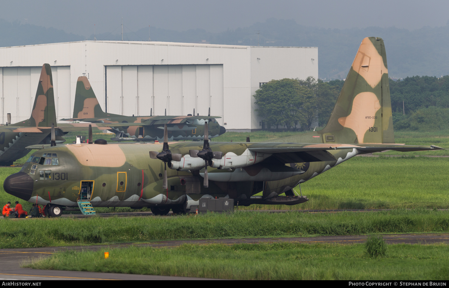 Aircraft Photo of 1301 | Lockheed C-130H Hercules | Taiwan - Air Force | AirHistory.net #289922