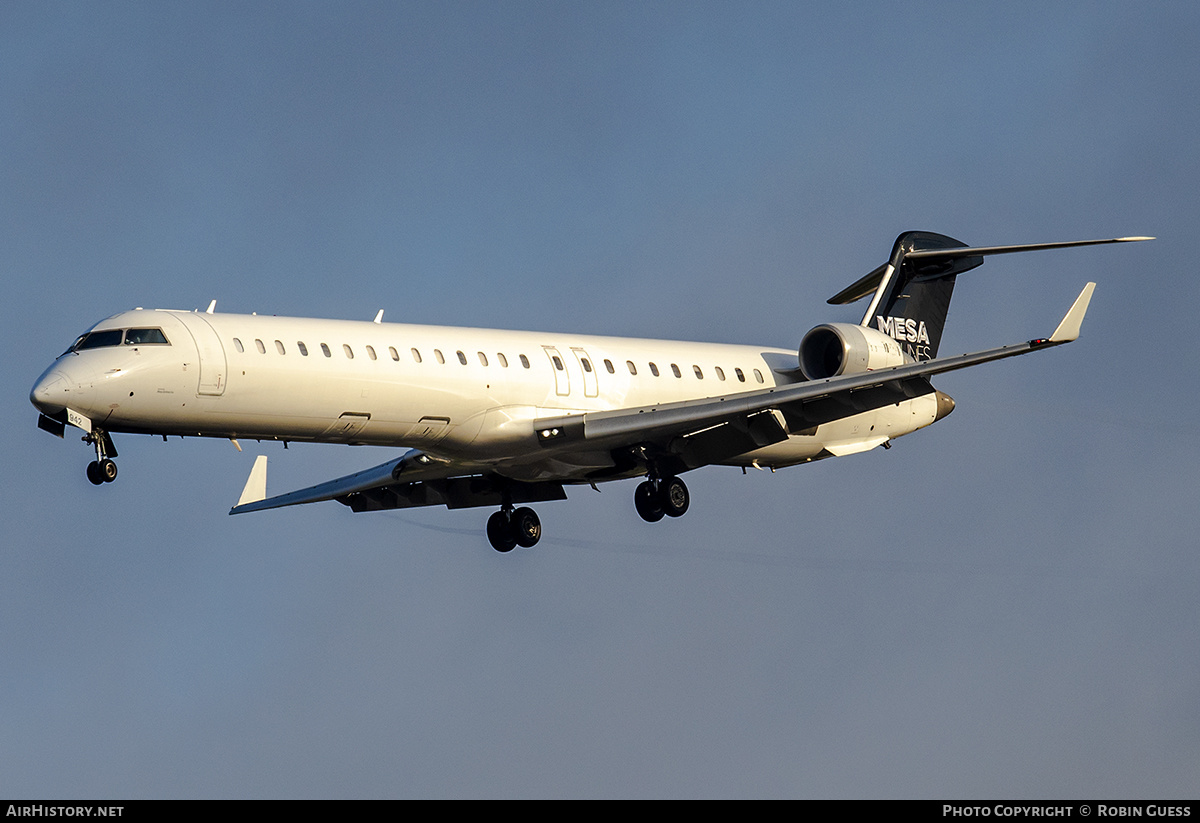 Aircraft Photo of N942LR | Bombardier CRJ-900ER (CL-600-2D24) | Mesa Airlines | AirHistory.net #289998