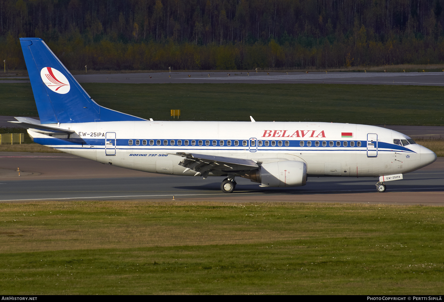 Aircraft Photo of EW-251PA | Boeing 737-5Q8 | Belavia | AirHistory.net #290031