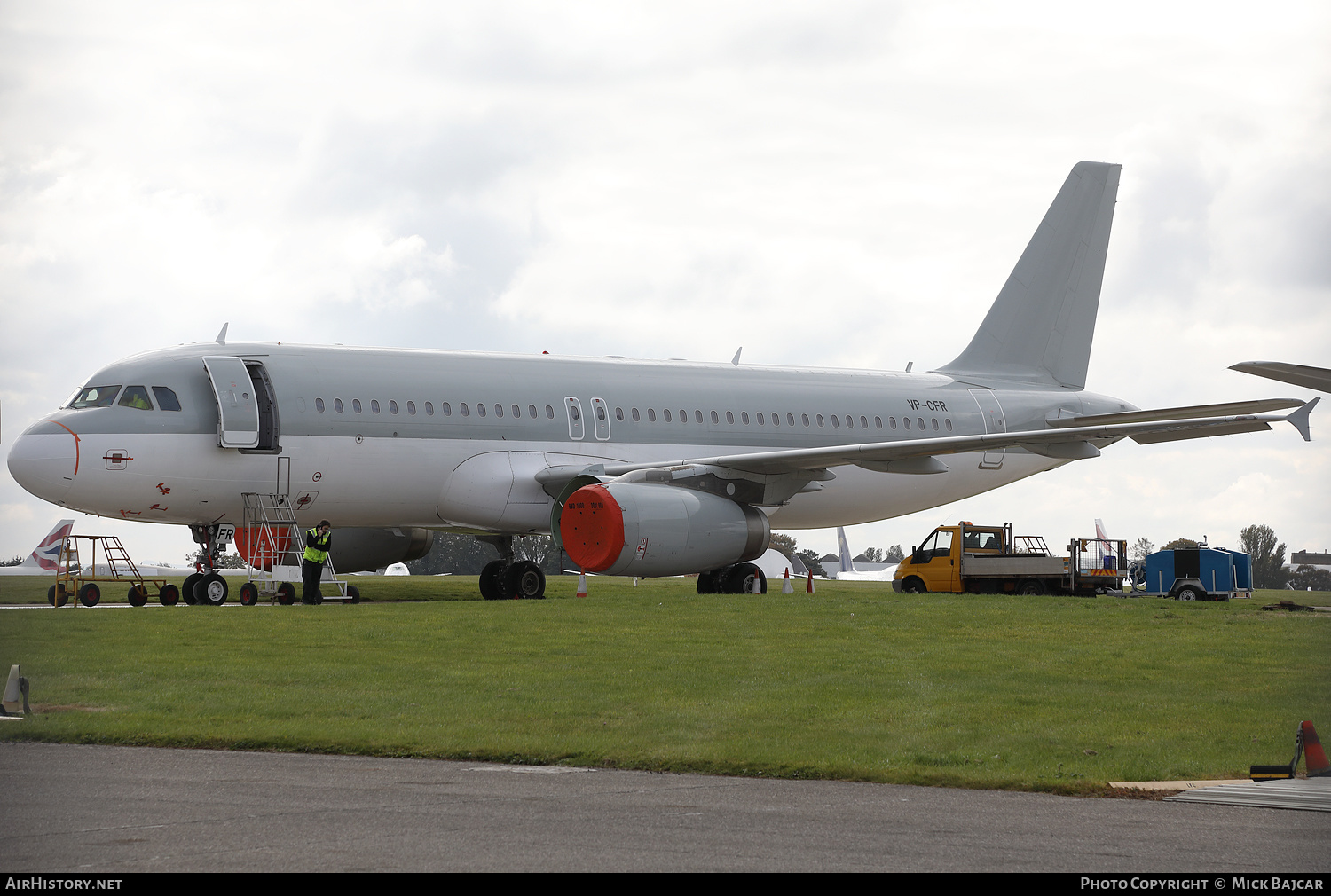 Aircraft Photo of VP-CFR | Airbus A320-232 | AirHistory.net #290186