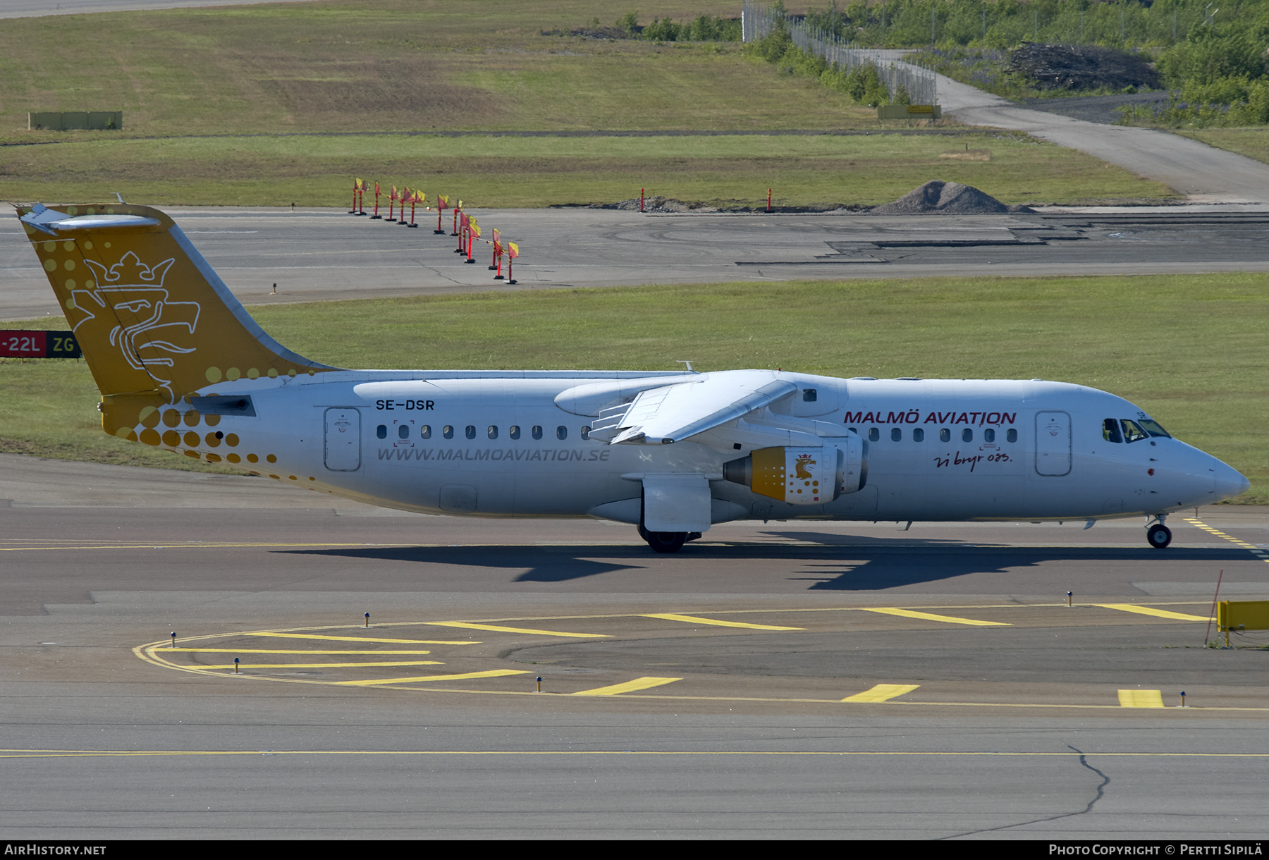 Aircraft Photo of SE-DSR | British Aerospace Avro 146-RJ100 | Malmö Aviation | AirHistory.net #290188