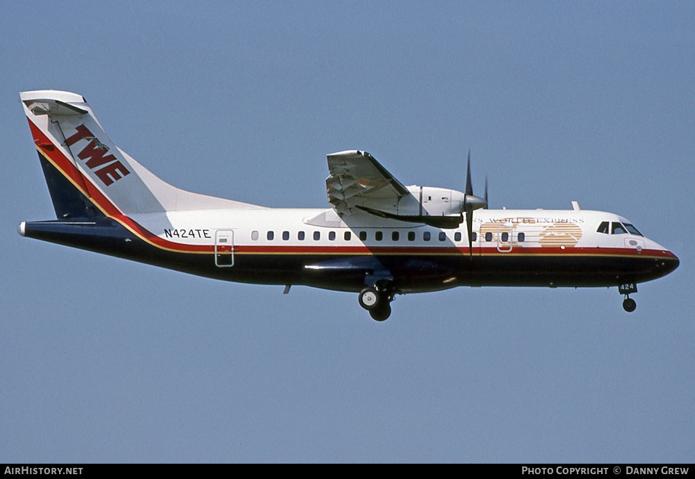 Aircraft Photo of N424TE | ATR ATR-42-300 | TW Express - Trans World Express | AirHistory.net #290320