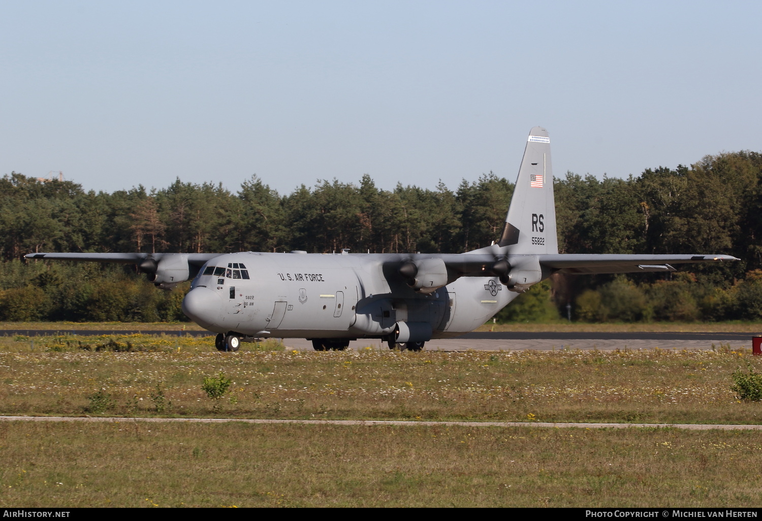 Aircraft Photo of 15-5822 / 55822 | Lockheed Martin C-130J Hercules | USA - Air Force | AirHistory.net #290342