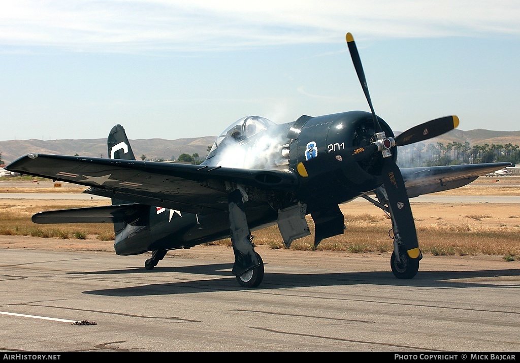 Aircraft Photo of N7825C / 122674 | Grumman F8F-2P Bearcat | Commemorative Air Force | USA - Navy | AirHistory.net #290372