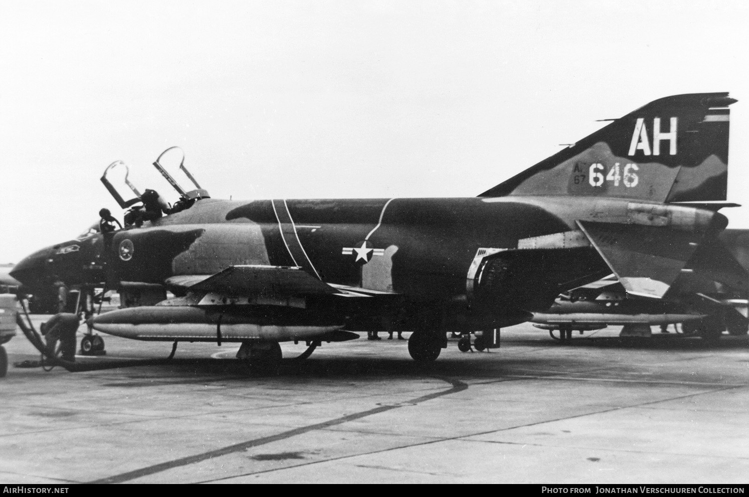 Aircraft Photo of 66-7646 / AF67-646 | McDonnell Douglas F-4D Phantom II | USA - Air Force | AirHistory.net #290436