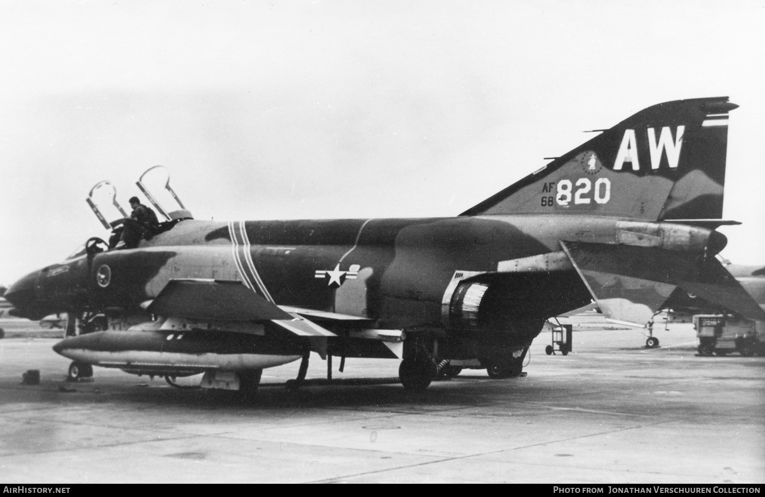 Aircraft Photo of 66-8820 / AF68-820 | McDonnell Douglas F-4D Phantom II | USA - Air Force | AirHistory.net #290438