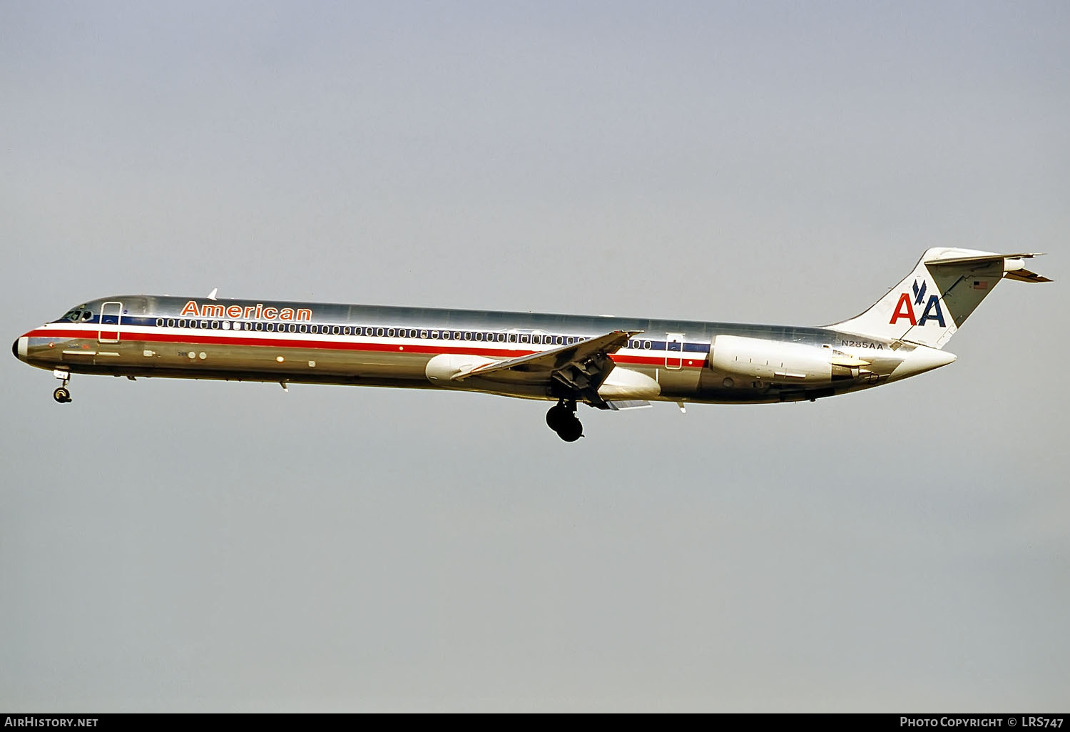 Aircraft Photo of N285AA | McDonnell Douglas MD-82 (DC-9-82) | American Airlines | AirHistory.net #290522