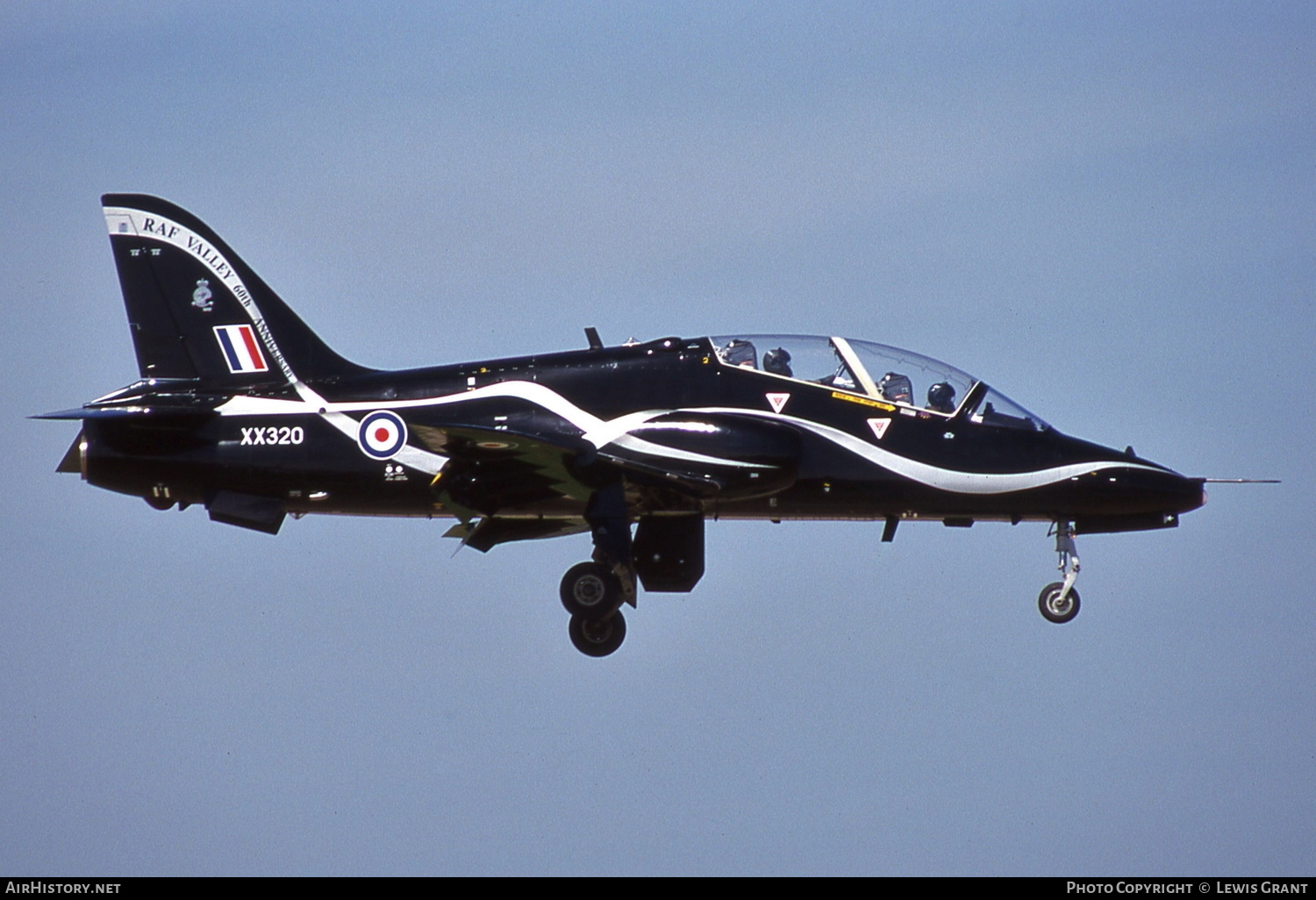 Aircraft Photo of XX320 | British Aerospace Hawk T.1A | UK - Air Force | AirHistory.net #290544