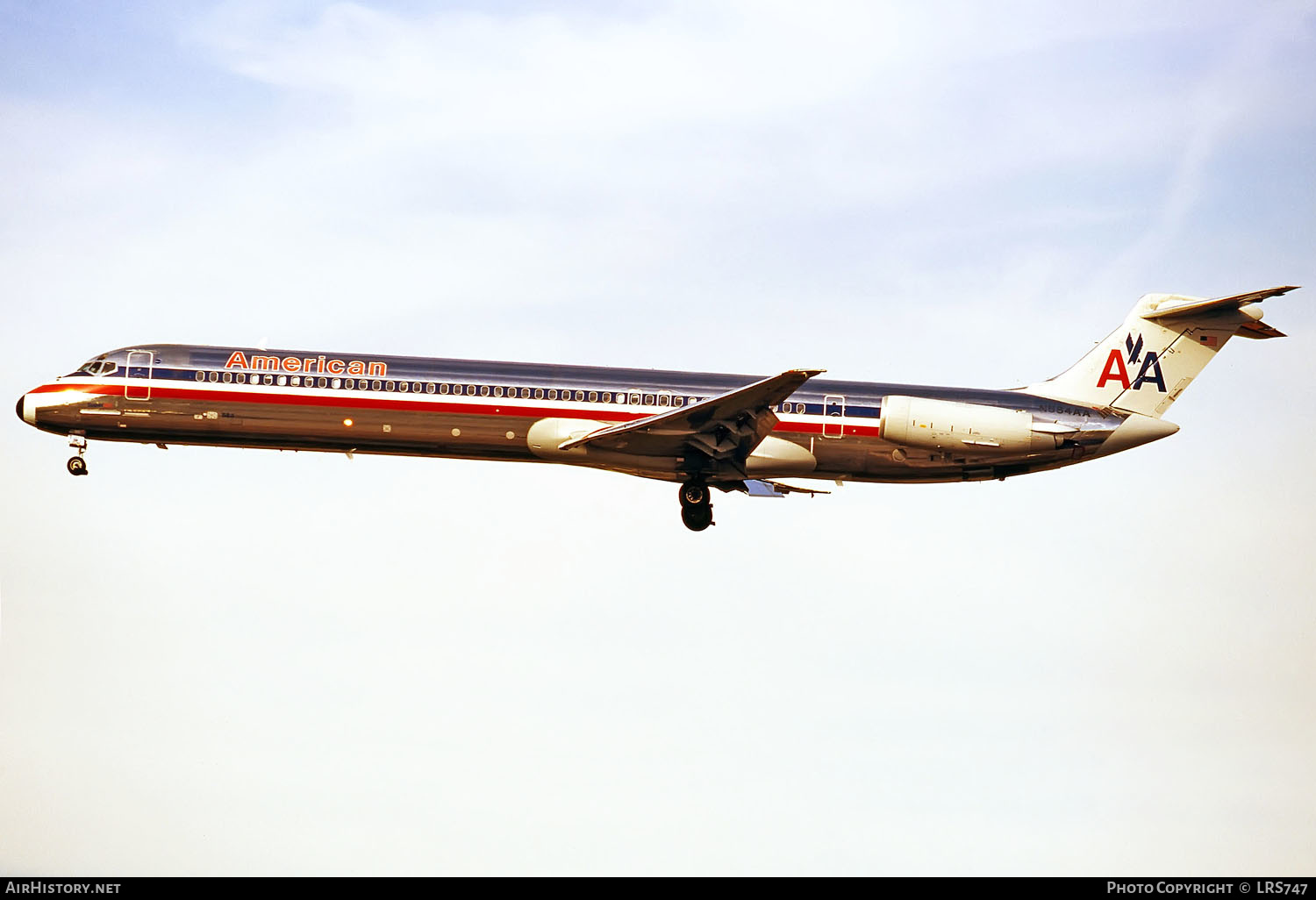 Aircraft Photo of N584AA | McDonnell Douglas MD-82 (DC-9-82) | American Airlines | AirHistory.net #290576