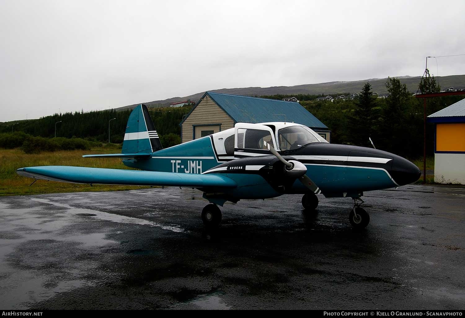 Aircraft Photo of TF-JMH | Piper PA-23-150 Apache | AirHistory.net #290581