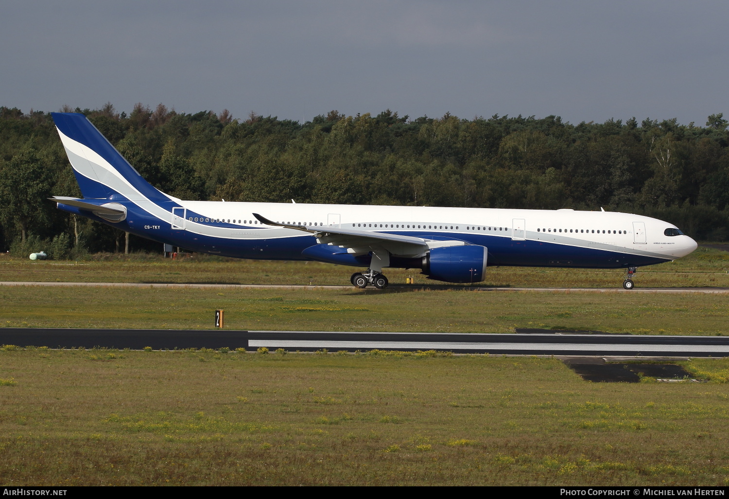 Aircraft Photo of CS-TKY | Airbus A330-941N | AirHistory.net #290705